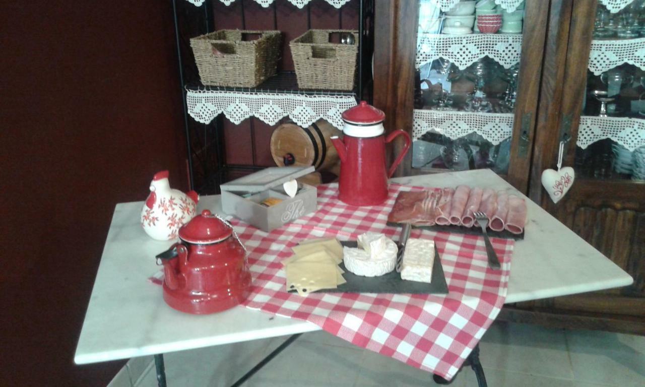 La Gerbaudiere Chambres&Table D Hotes Proche Mont Saint Michel Cuisine Maison Notre-Dame-du-Touchet Zewnętrze zdjęcie